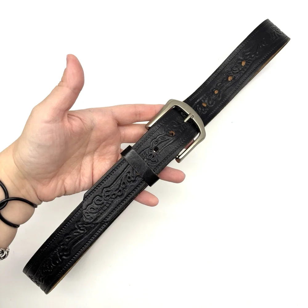1970s Levi's 2235 Black Steerhide Floral Scrollwork Tooled Belt 34 Made in USA